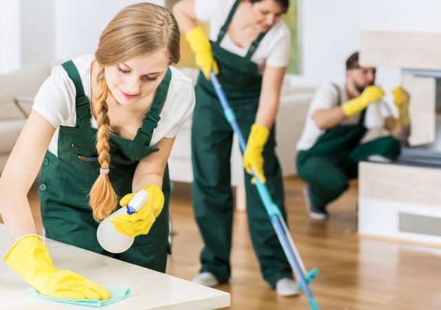 10 Benefits Of Hiring A Professional Cleaning Service